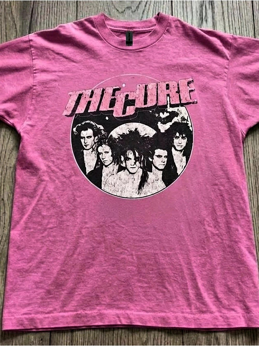 Gildan The Cure graphic T-shirt Graphic Tee in Pink NWT